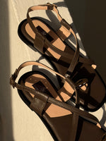 Cargar imagen en el visor de la galería, Alma Sandals
