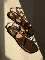 Cargar imagen en el visor de la galería, Alma Sandals
